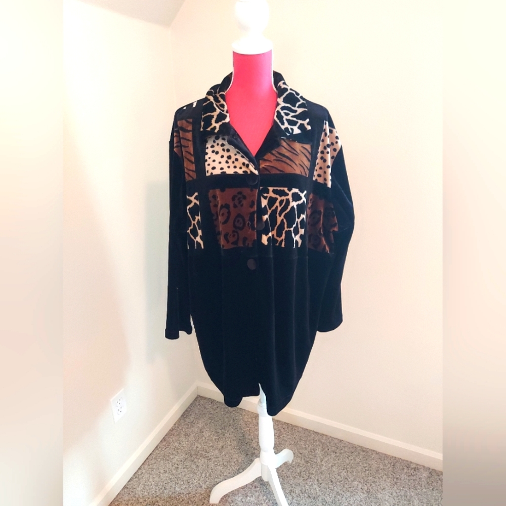 Plus Size Newsport News Easy Style Velvet-Like Animal Print Overshirt, Size 3X